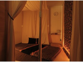 らくラクのき/タイ古式マッサージでリラックス