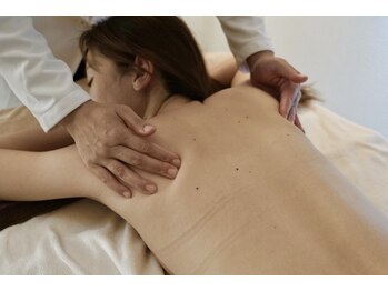 サロン オラ(salon ola)/【リンパマッサージ】肩甲骨