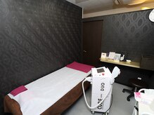 美容脱毛専門サロン エピラージュ 新宿店(Epilage)/高級感ある施術部屋