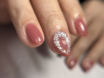 シス(Sis)の写真/本物のダイヤモンドを施すワンランク上のラグジュアリ-ネイル!大切なイベント前やブライダルにもオススメ♪