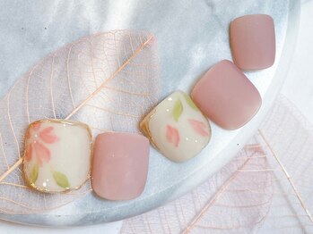 ネイルサロンジンジャー(Ginger)/シーズンフットコース13000円