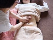 ブルーミオ 福岡博多(bloomio)/チネイザンでお腹のコリほぐし→