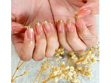 ネイルクローネ(nail crone)の雰囲気（マグネットカラー豊富です♪）