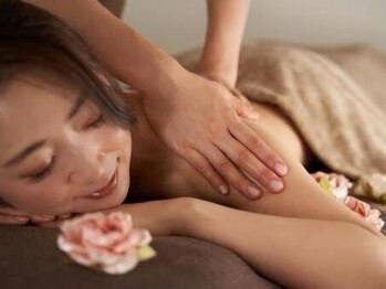 サオリ ニコ(星織 nico)の写真/キュッと引き締まったメリハリのある美ボディへとサポート！腸もみでペタンコのお腹に♪冷えやむくみ解消◎