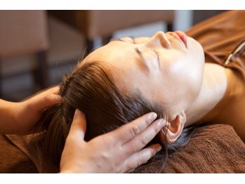 メディカルハーブカフェ(Medical Herb Cafe+)/ヘッドマッサージ