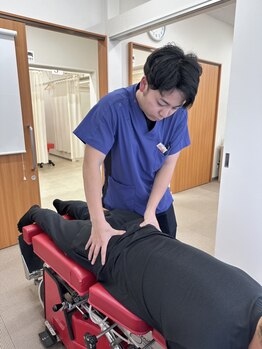 整体院姿勢堂 出雲院の写真/【姿勢・猫背改善】“今日から美姿勢に”猫背が気になる方の専門施術◎歪みを整えて姿勢を改善!