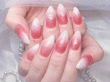 エミリオネイル(EMILIO NAIL)の雰囲気（色の境界が自然で、おしゃれな雰囲気ですね！シンプルで素敵です）