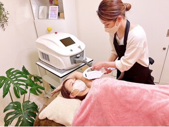 ナナイロサロン ニコリー(NaNairo nicolly)の写真/丁寧なカウンセリングで脱毛が初めてで不安な方も歓迎◎肌見せの季節、自己処理から卒業しませんか？