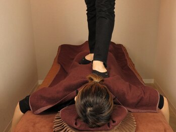 芦花ボディサロン/足踏み