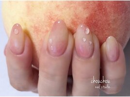 桃ネイル水滴ニュアンスフルーツ
