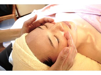 トコ(toko)/ほうれい線ケアにフェイシャル