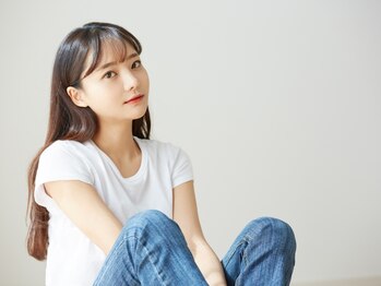 レイ 東京町田店(Rey)の写真/完全個室の眉毛専門店【毛流れ眉毛矯正+美眉毛WAXも人気◎】トレンド眉も対応OK！パリジェンヌ同時施術可