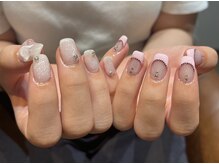 ハチイチイチサン(8113)/白ピンクネイル