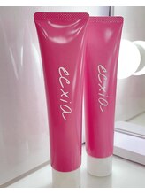 エクシアホワイトニング 日本橋店/自社開発の溶剤