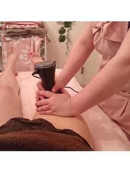 ジュネル ローズ(JEWNEL ROSE)/キャビテーション&EMS &ラジオ波