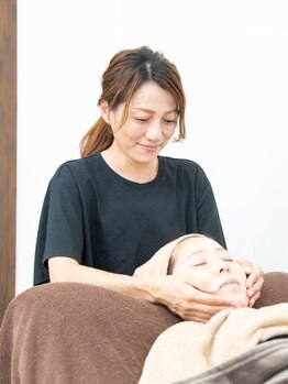 ネイルルーム リナータ(Nail Room RENATA)の写真/【エステ迷子の方必見！】フェイシャルエステ¥1500～☆お悩みに合わせたオーダーメイド施術で徹底解消♪