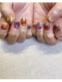 カラフルなニュアンスネイル