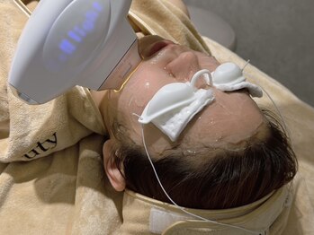 カマネビューティー 高田馬場(Kamane Beauty)/光フェイシャル保湿パック