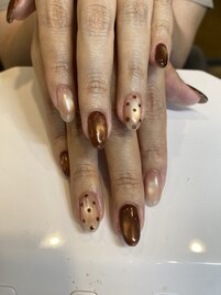 【ブラウン・ドット】