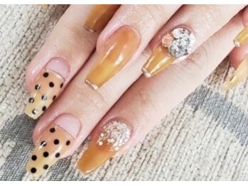 エムアイネイル(MI nail)/ジェルアートつけ放題12000