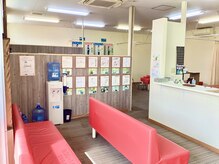 さくらメディネス整骨院 八重瀬院/待合室