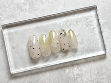 ローズデール アベイユ(ROSEDALE Abeille)/