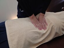 チノ(CHINO)/揉みほぐし２