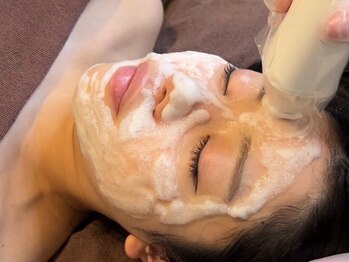 ケセラプラス JR総持寺店(QueSeraPlus)の写真/【シミに徹底アプロ―チ◎】プラズマで気になる年齢肌のトラブル改善でリフトアップ＆エイジングケア♪