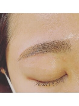 アイラッシュサロン フルール(eyelash salon FLEUR)/スッキリ眉毛
