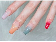 ネスレ ネイル(NESTLE NAIL)/色違いグラデーション
