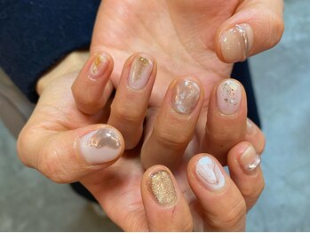 カーティシーネイルズ(curtisii NAILS)/