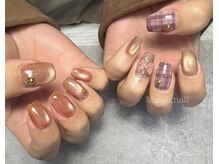 ミャウネイル(Miaou nail)/淡色チェックネイル