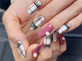 【チェックネイル】