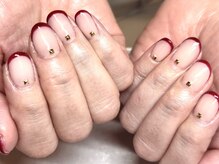 パープルの爪屋/ボルドーフレンチとスタッズ★