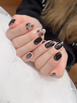 ピンキーネイル(Pinky nail)/