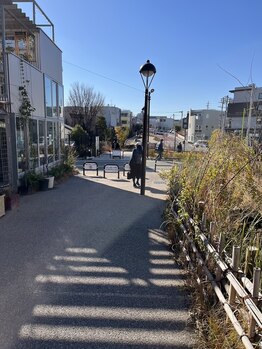 ハタ坊整体院/ずーっと直進