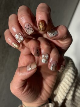 ベージュお任せニュアンス