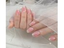 大人可愛いふんわりチークネイル