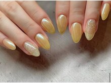 ネイルアンドアイラッシュスタジオ シュシュ(chouchou)/イエローミラー×ラメ