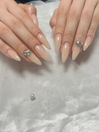 beige nail