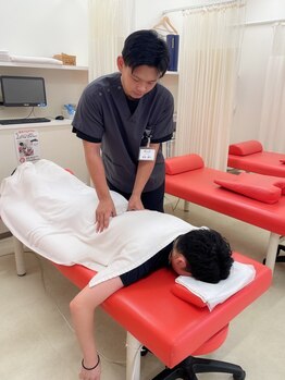 ほねつぎ 荒川沖はりきゅう接骨院の写真/首・肩のコリでお悩みの方にもオススメ◎全身のバランスを整えて、辛い首・肩のコリを改善へ導きます☆