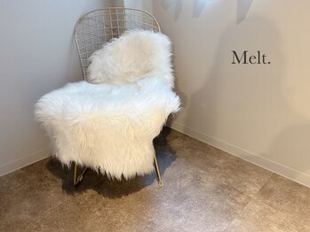 メルト(Melt.)/広めの玄関で…。*