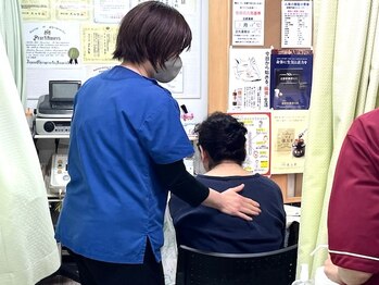 ヘルシースリムウエダ/施術風景【ひばりが丘/鍼灸/肩】