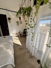 ブルーム(B.LOOM)/朝