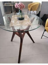 アロマボディアンドフェイシャルサロン ラ ヴィ アン ローズ/カウンターはオシャレに♪