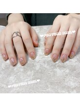 フォルトゥーナ 神田(Fortuna)/ラメグラデーション/神田ネイル