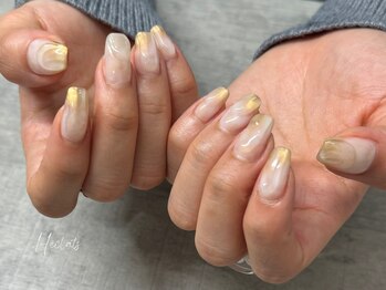 エクラス 銀座(Heclats)/ニュアンスネイル/ホワイト