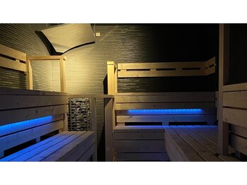 ナナナモエ(nana no moe)/瞑想できるサウナ