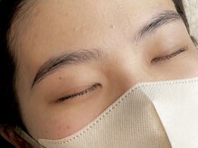 ネネ(nene.)の雰囲気(眉毛でお顔のバランス決まります!メイクなしの綺麗な眉毛♪)