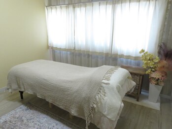 プラス(+Plus)/個室２